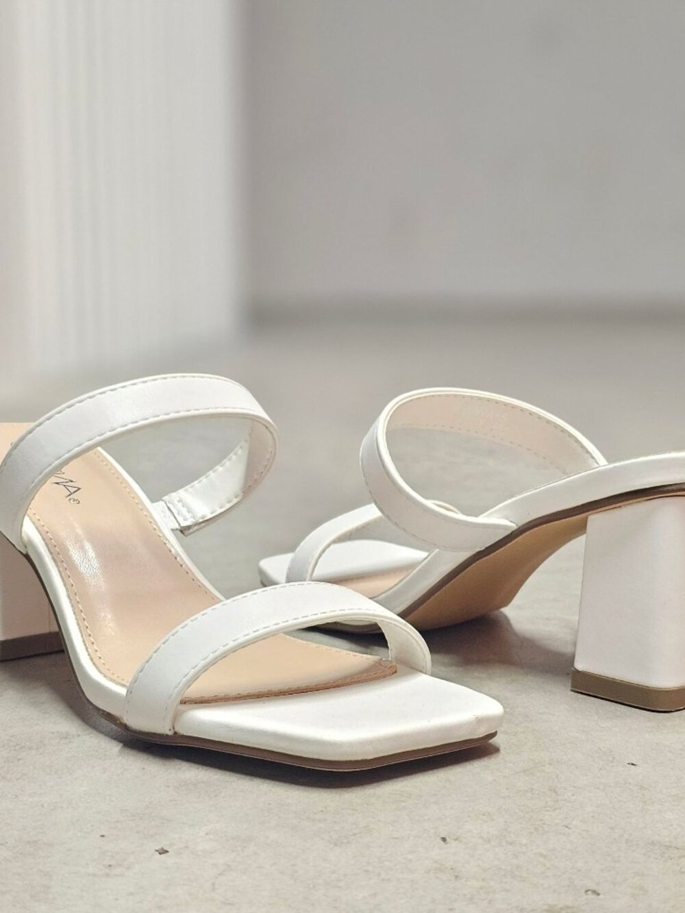 White Faux Leather Block Heel Sandals With Double Straps & Square Toe For Women - Picture 3 of 15